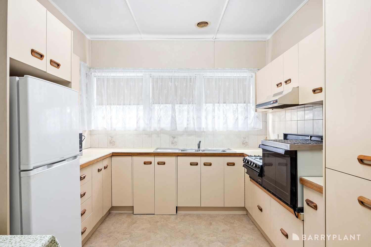 19 Cornwall Road, Sunshine, VIC 3020, Sunshine - Thumbnail 5