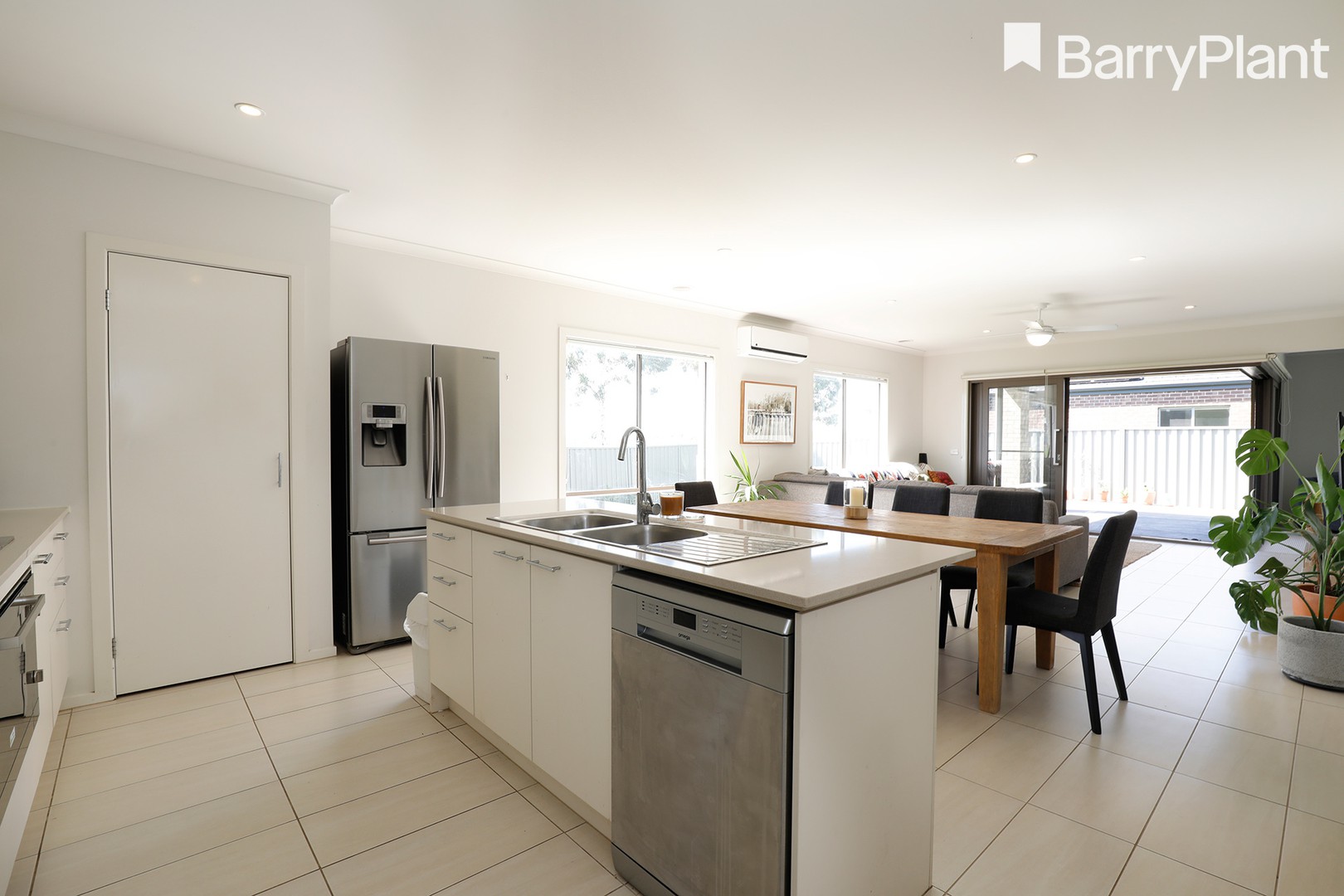19 Cortula RoadCranbourne East, VIC 3977  - Leased, Cranbourne East - Thumbnail 3
