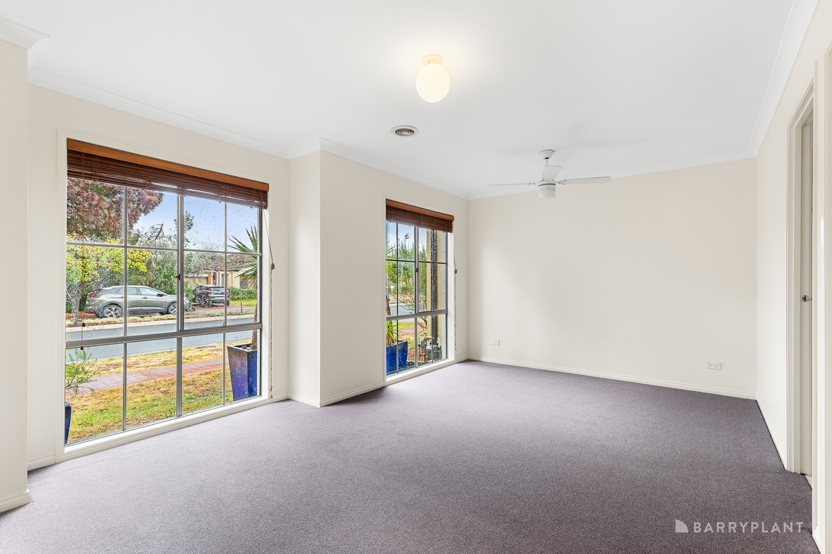 19 Covent Gardens, Point Cook, VIC 3030, Point Cook - Thumbnail 2