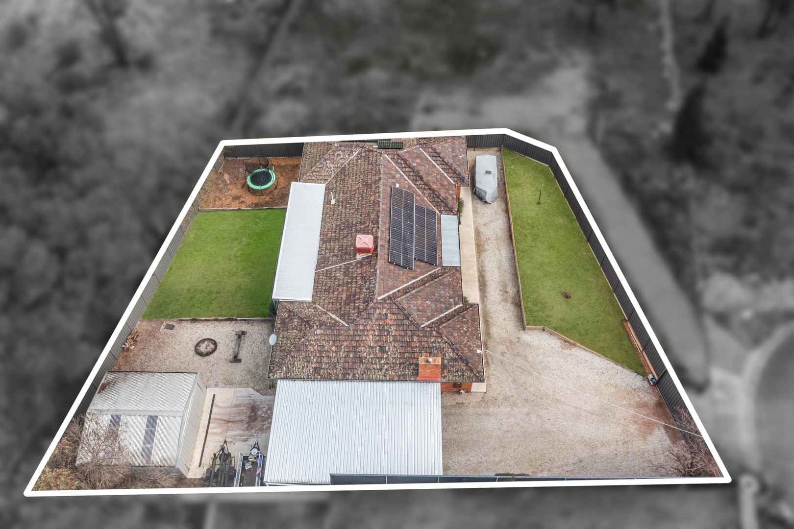 19 Cowper Street, North Bendigo, VIC 3550 - Thumbnail 2 - 07/07/2023