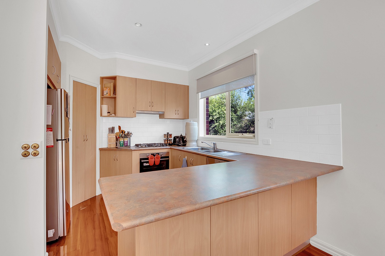 19 Creekwood Drive, Craigieburn, VIC 3064, Craigieburn - Thumbnail 6