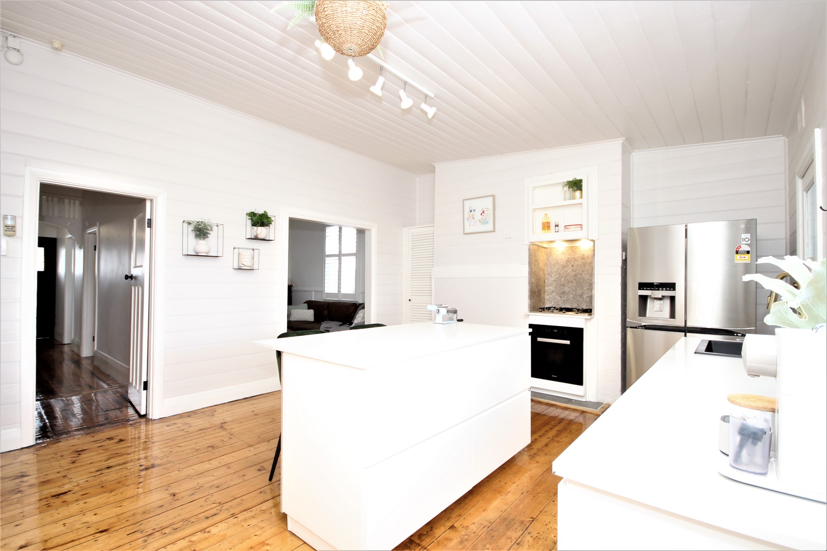 19 Crofton  Street, Geelong West, VIC 3218, Geelong West - Thumbnail 3