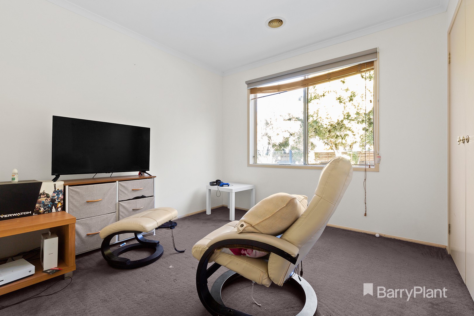 19 Cunneen Crescent, Berwick, VIC 3806, Berwick - Thumbnail 5