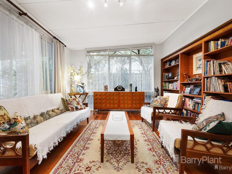 19 Davies Drive, Eltham, VIC 3095, Eltham - Thumbnail 2