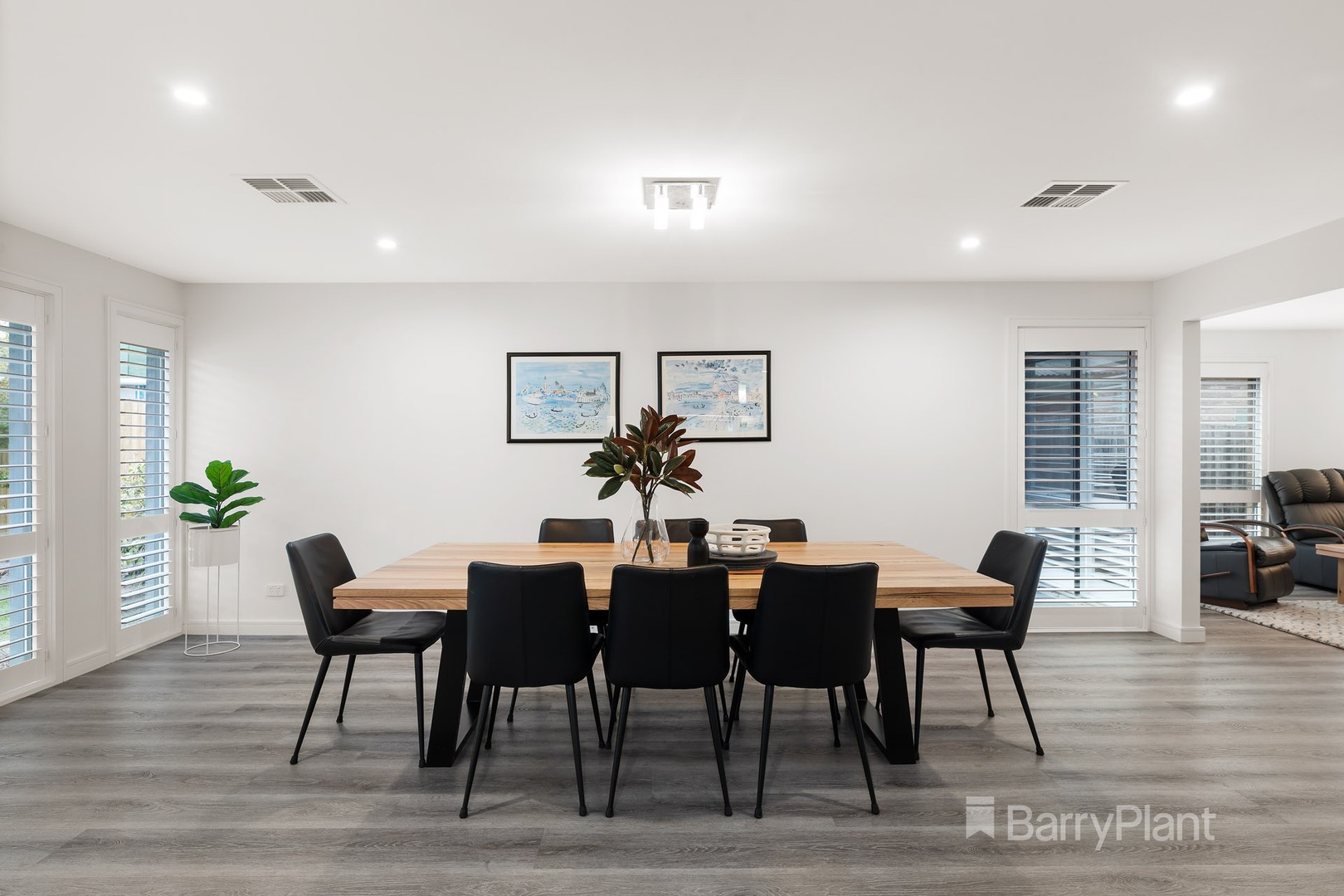 19 Dumfries Way, Wantirna, VIC 3152, Wantirna - Thumbnail 4