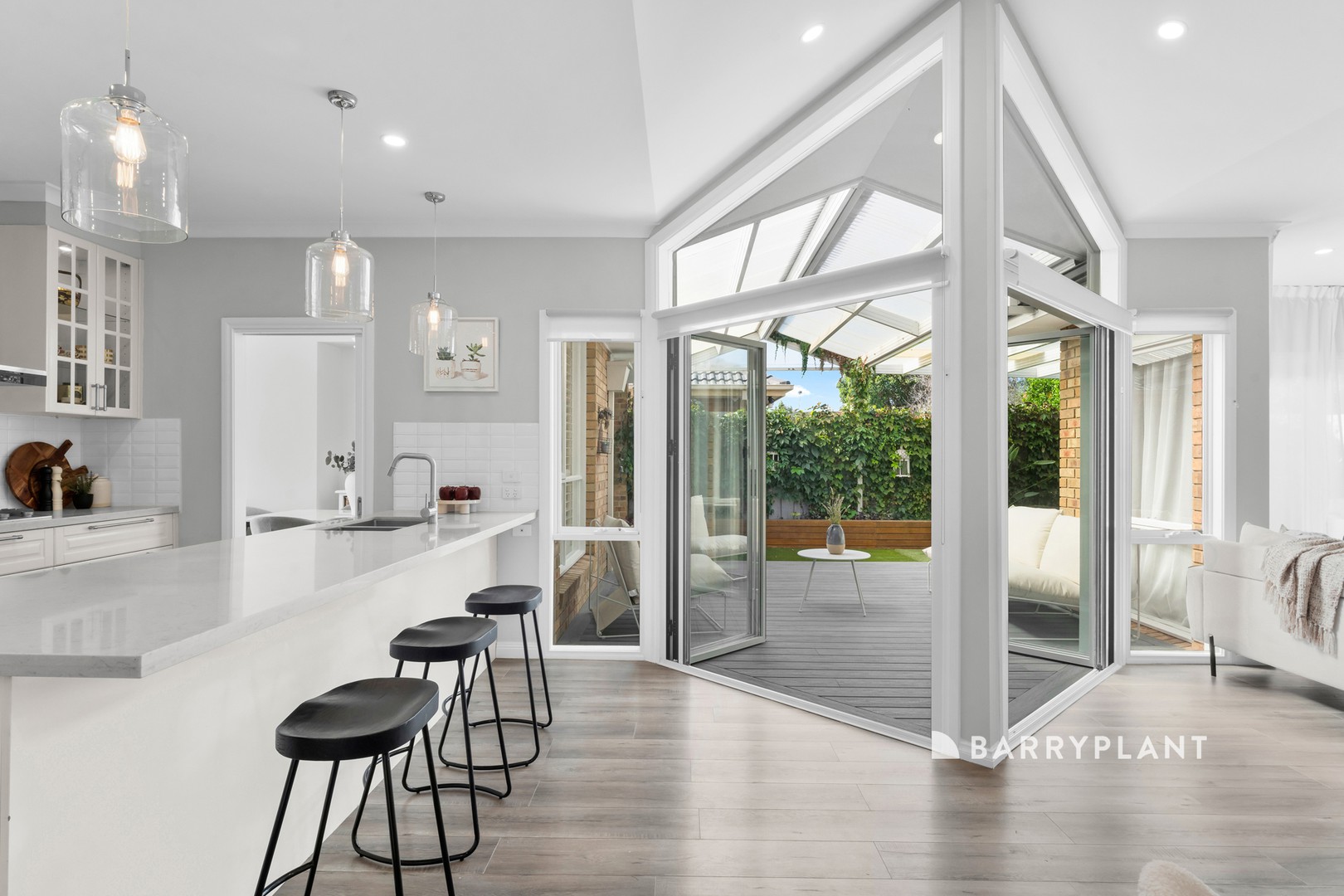 19 Duncraig Court, Narre Warren, VIC 3805 - Thumbnail 2 - 04/03/2026