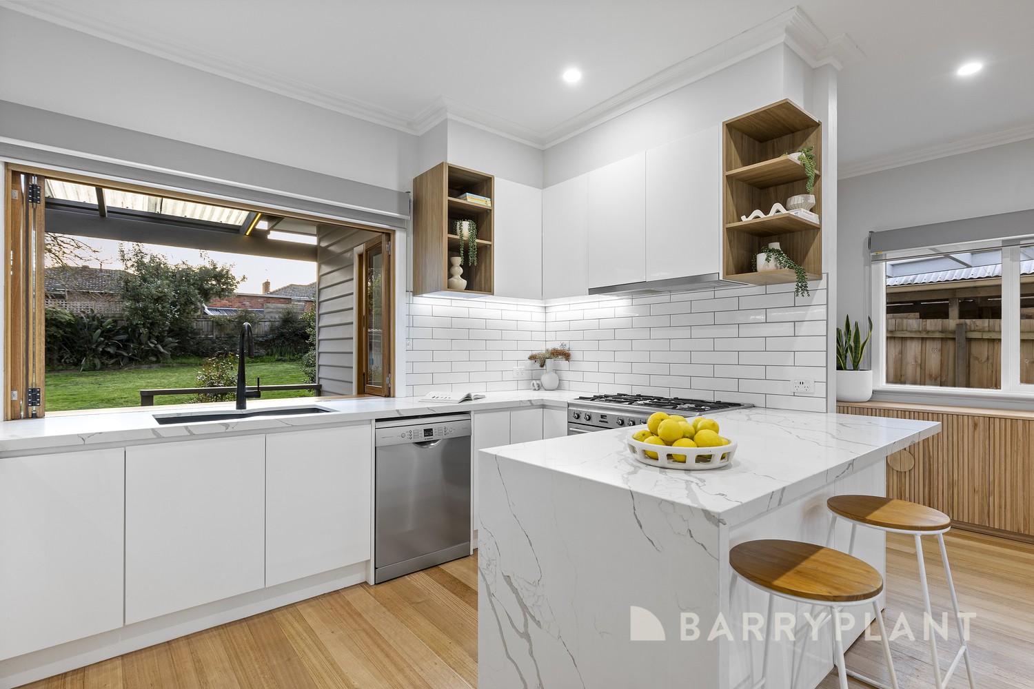 19 Dunn Street, Watsonia, VIC 3087, Watsonia - Thumbnail 5