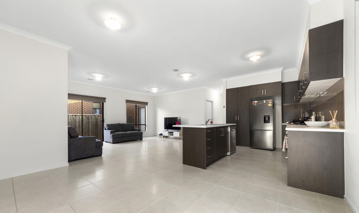 19 Durlston Street, Point Cook, VIC 3030, Point Cook - Thumbnail 6