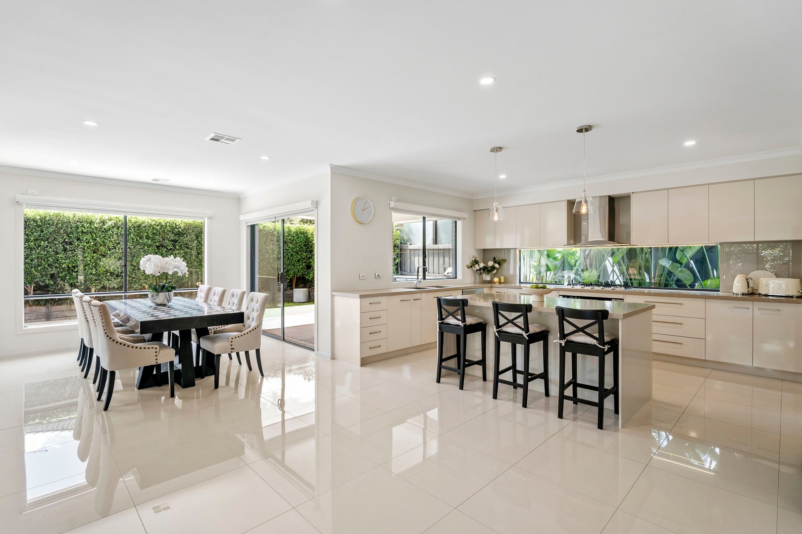 19 Edara Circuit, Greenvale, VIC 3059, Greenvale - Thumbnail 3