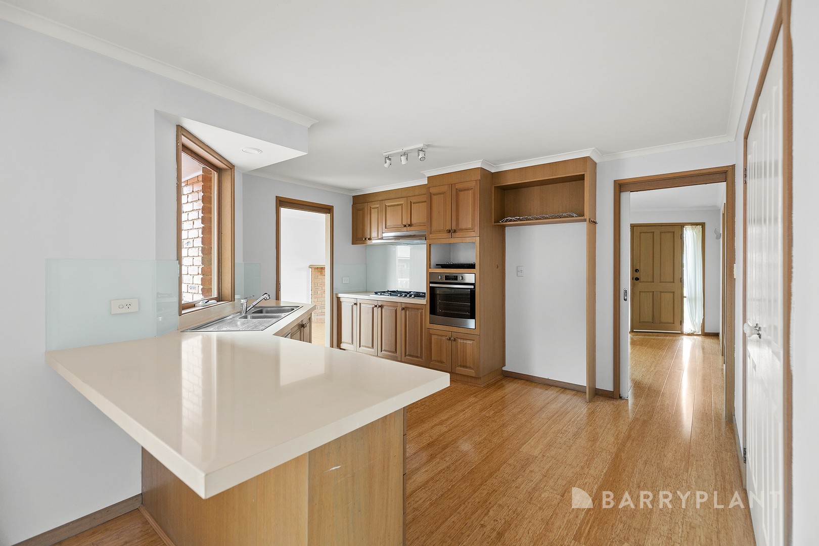 19 Edrington Park Drive, Berwick, VIC 3806, Berwick - Thumbnail 3