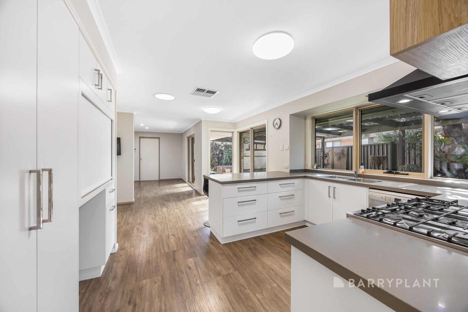 19 Elaine Avenue, Alfredton, VIC 3350, Alfredton - Thumbnail 6