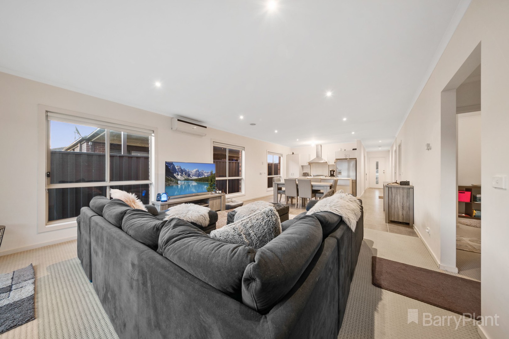 19 Elderberry Way, Pakenham, VIC 3810, Pakenham - Thumbnail 7