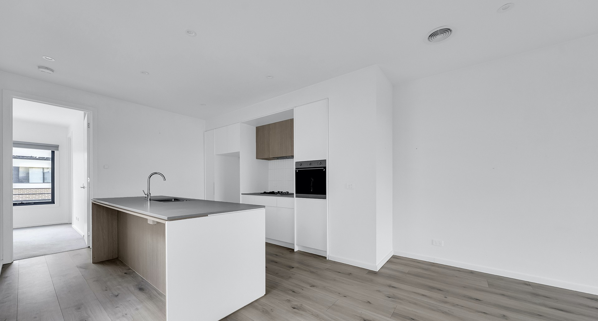 19 Ellson Street, Aintree, VIC 3336, Aintree - Thumbnail 4