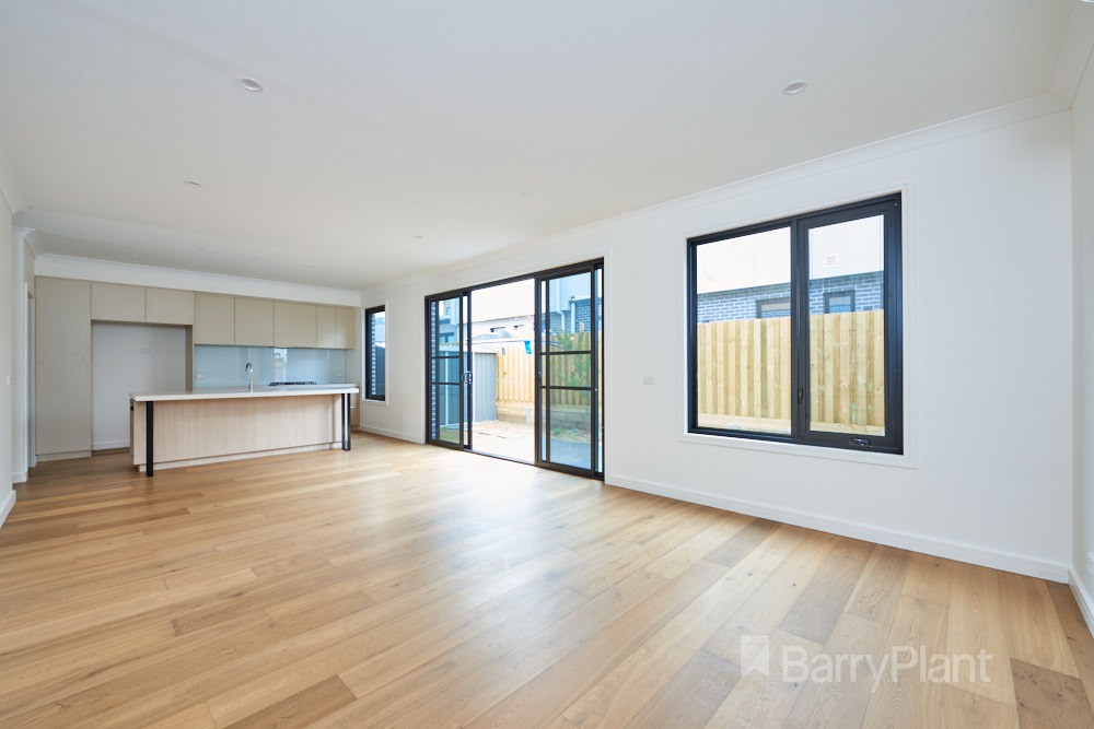 19 Evergreen Blvd, Keysborough, VIC 3173, Keysborough - Thumbnail 2