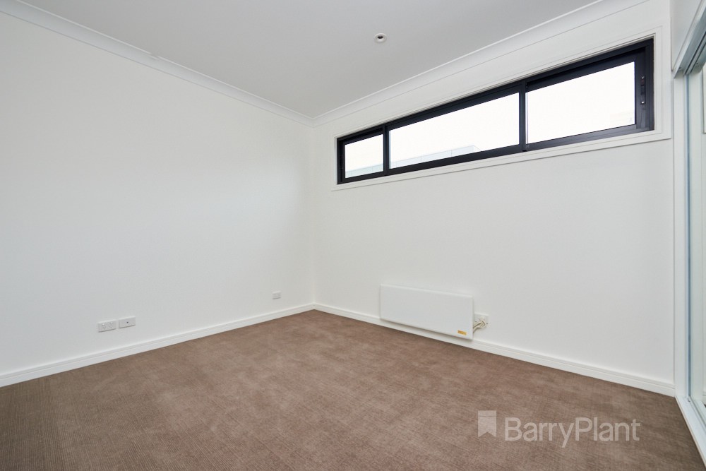19 Evergreen Blvd, Keysborough, VIC 3173, Keysborough - Thumbnail 8