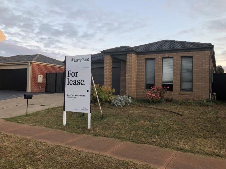 19 Fairbridge Road, Point Cook, VIC 3030, Point Cook - Thumbnail 5