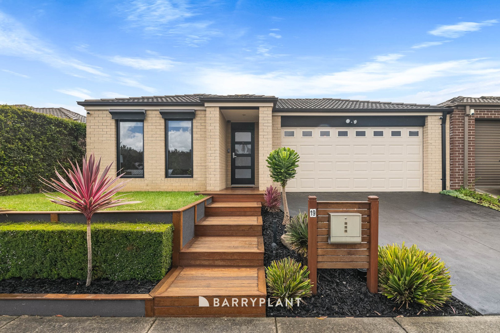 19 Feodora Crescent, Narre Warren, VIC 3805, Narre Warren - Image 1