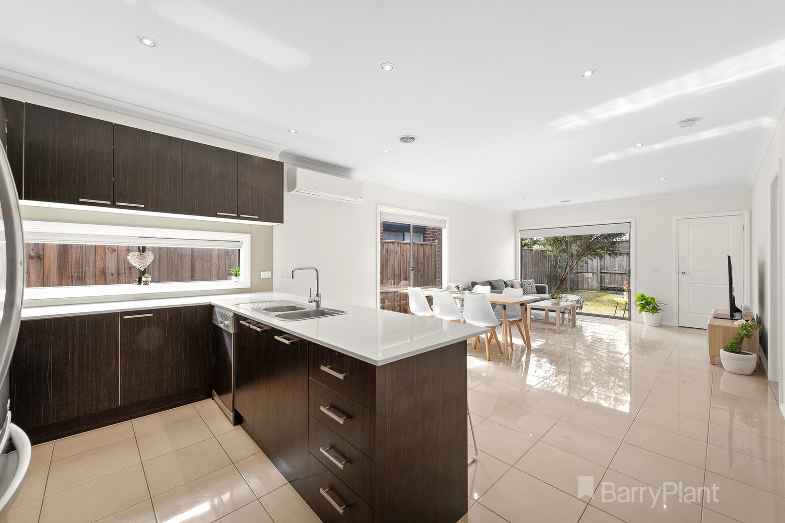 19 Frankland Street, Clyde North, VIC 3978, Clyde North - Thumbnail 5