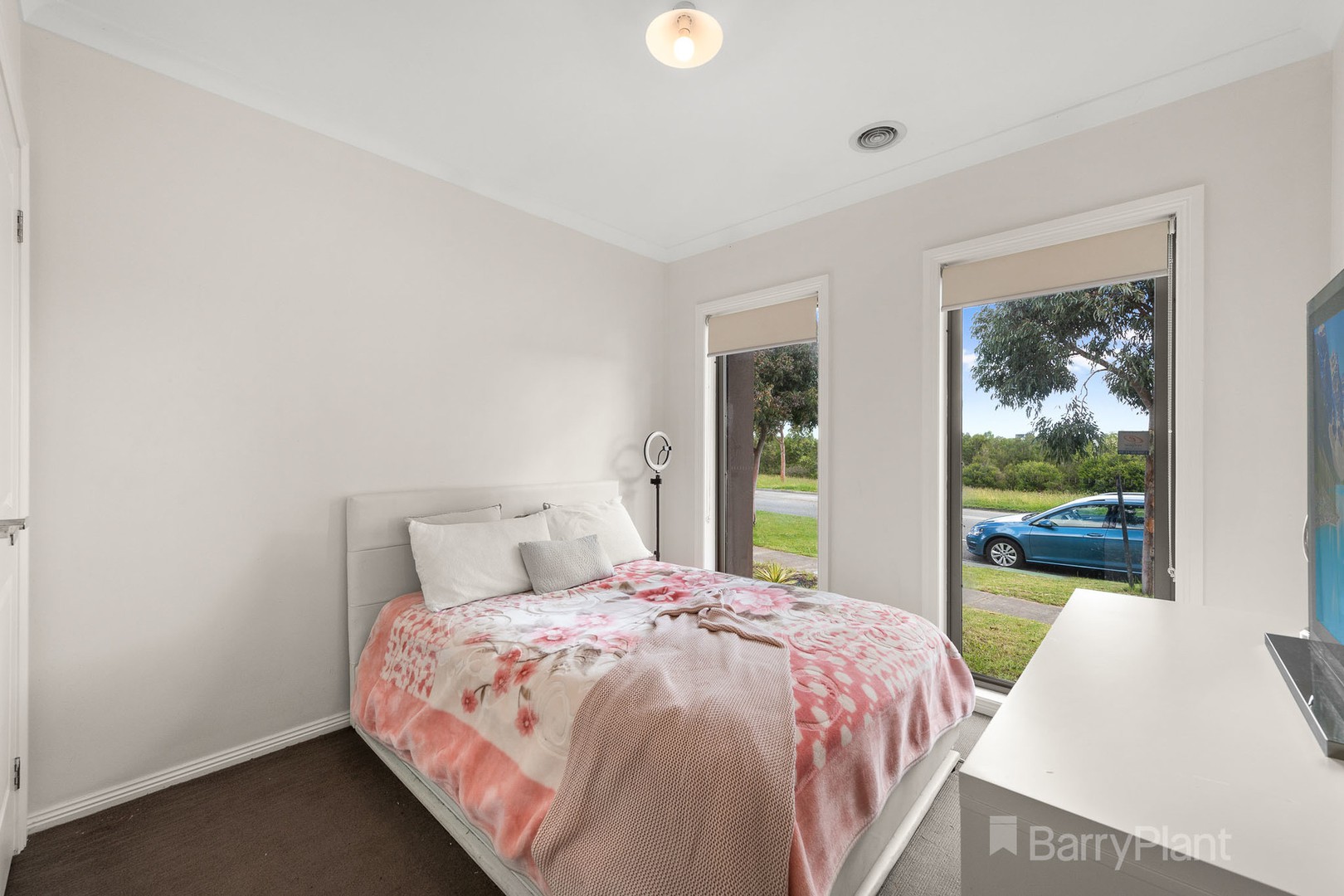 19 Frankland Street, Clyde North, VIC 3978, Clyde North - Thumbnail 8