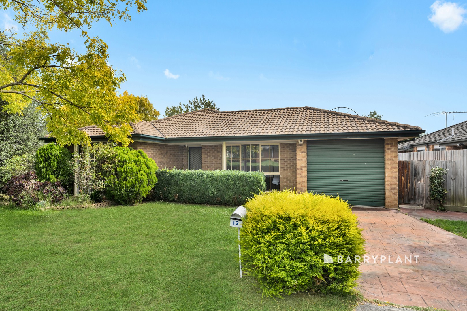 19 Geoffrey Court, Narre Warren, VIC 3805 - Thumbnail 2 - 08/04/2026
