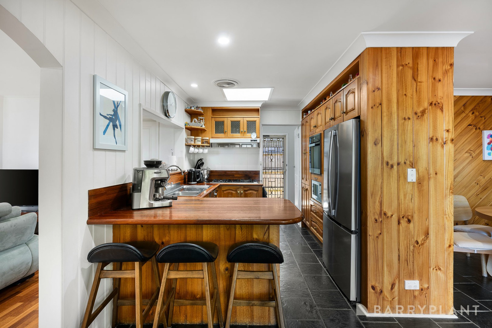 19 Gladesville Drive, Kilsyth, VIC 3137, Kilsyth - Thumbnail 4