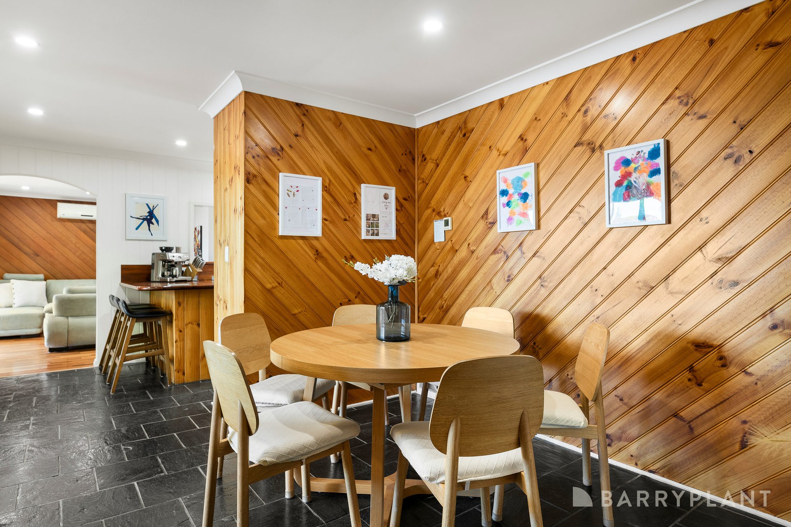 19 Gladesville Drive, Kilsyth, VIC 3137, Kilsyth - Thumbnail 6