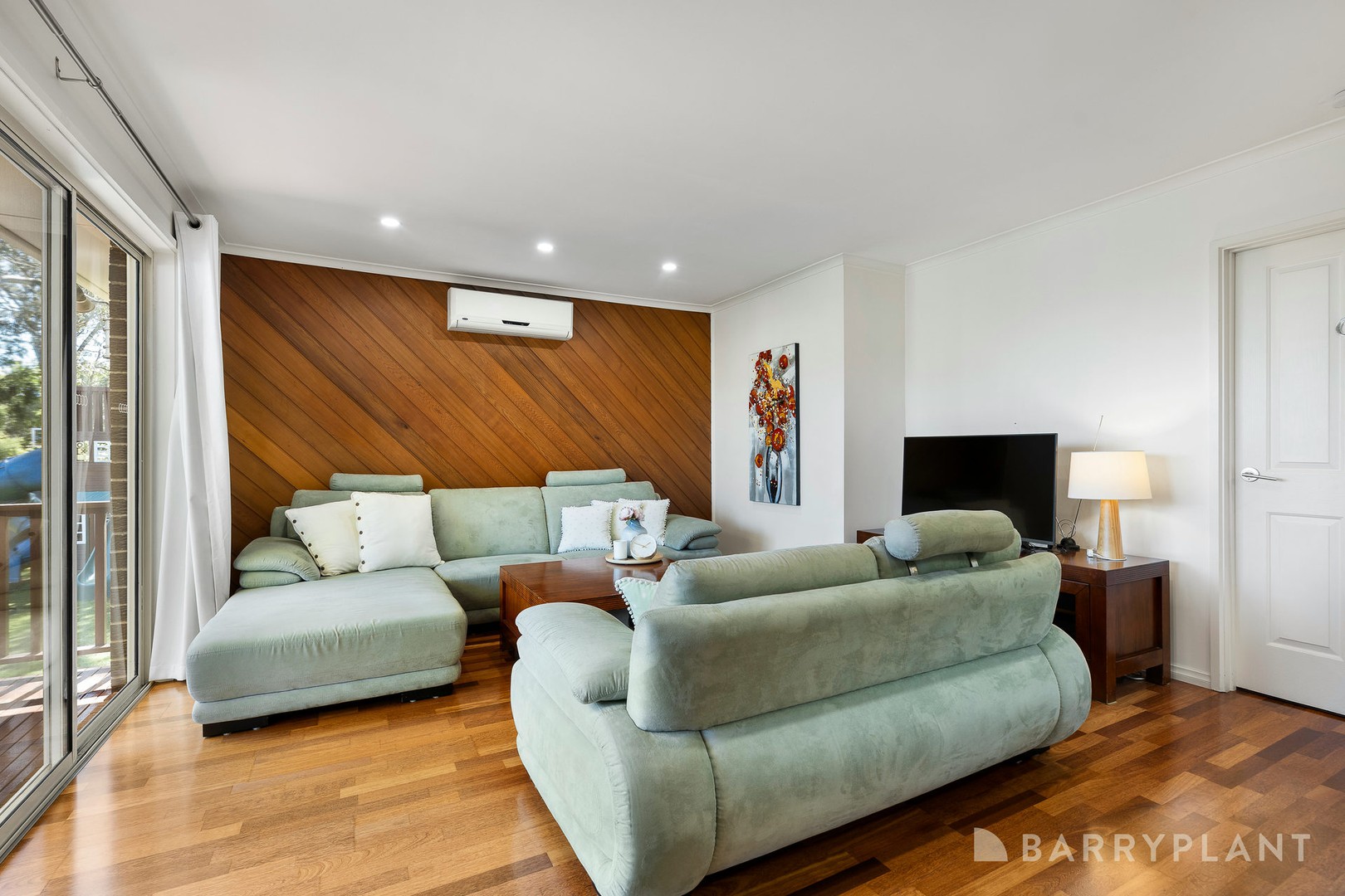 19 Gladesville Drive, Kilsyth, VIC 3137, Kilsyth - Thumbnail 7
