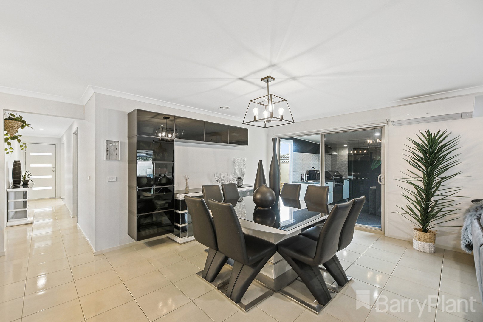 19 Golden Avenue, Warragul, VIC 3820, Warragul - Thumbnail 8