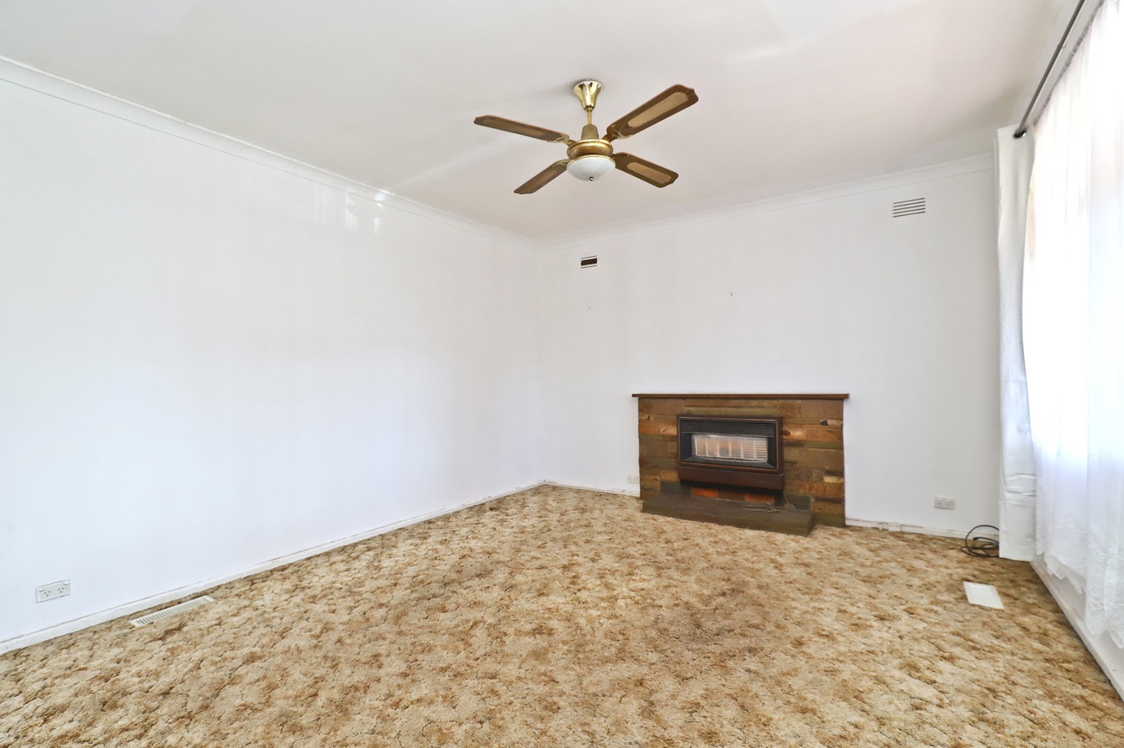 19 Grace Street, St Albans, VIC 3021, St Albans - Thumbnail 2