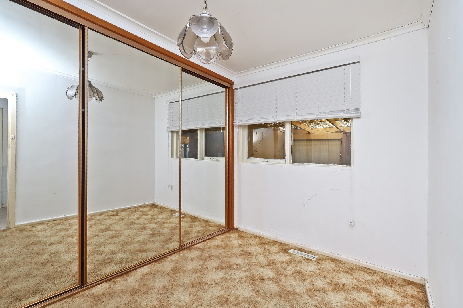 19 Grace Street, St Albans, VIC 3021, St Albans - Thumbnail 4