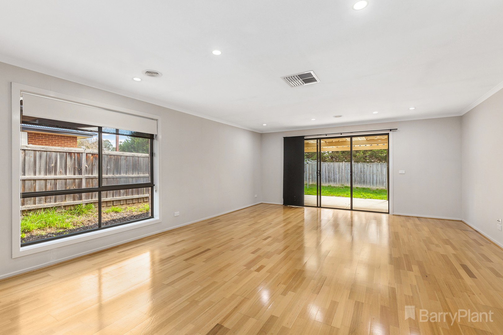 19 Grange Drive, Broadford, VIC 3658, Broadford - Thumbnail 3