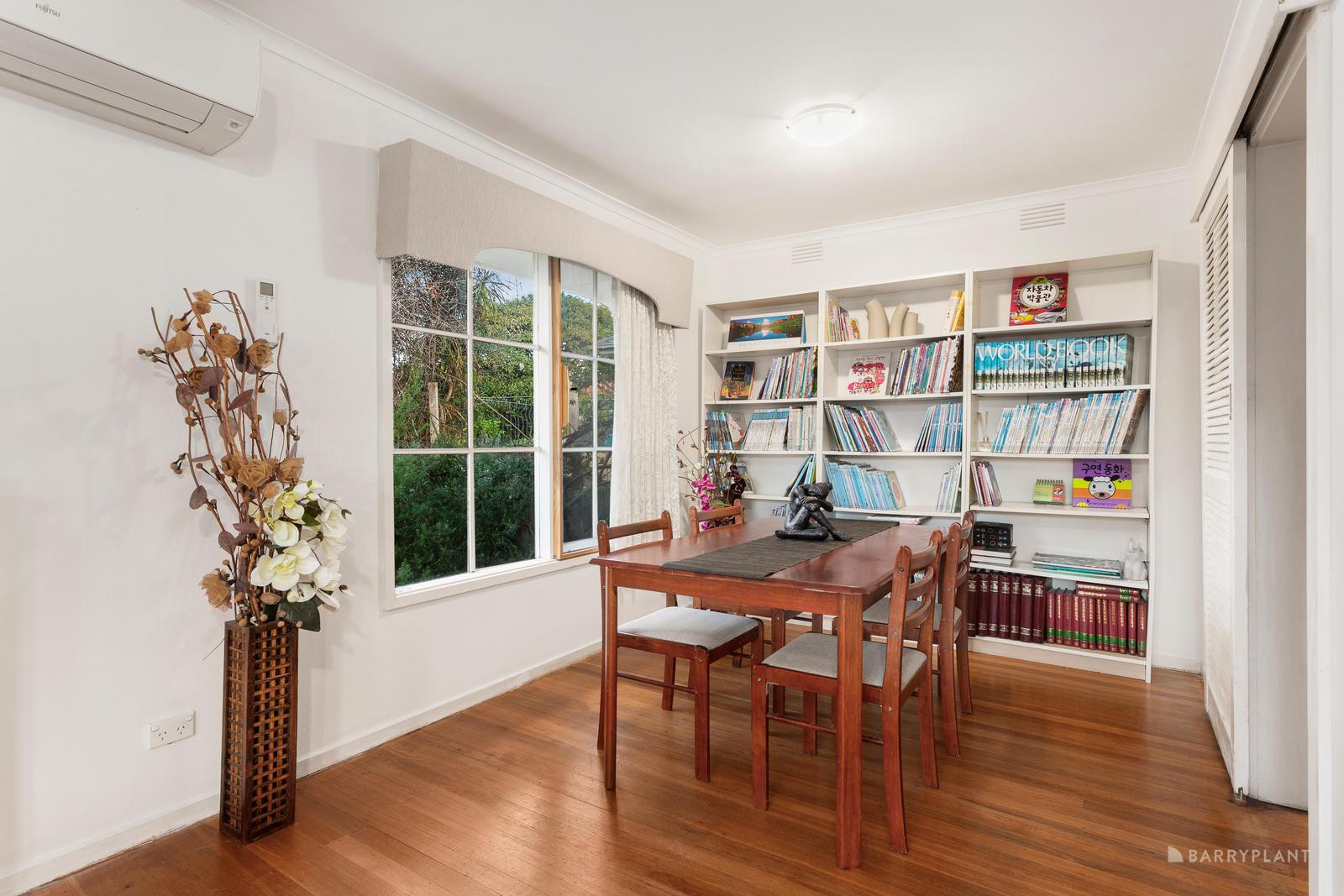 19 Grantham Road, Viewbank, VIC 3084, Viewbank - Thumbnail 3