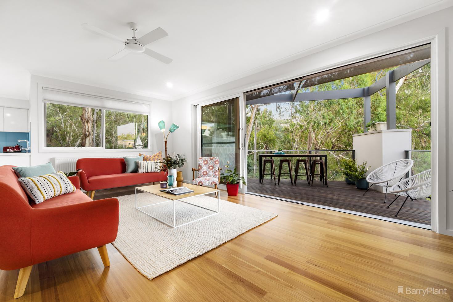 19 Green Place, Eltham, VIC 3095 - Thumbnail 2 - 09/03/2022