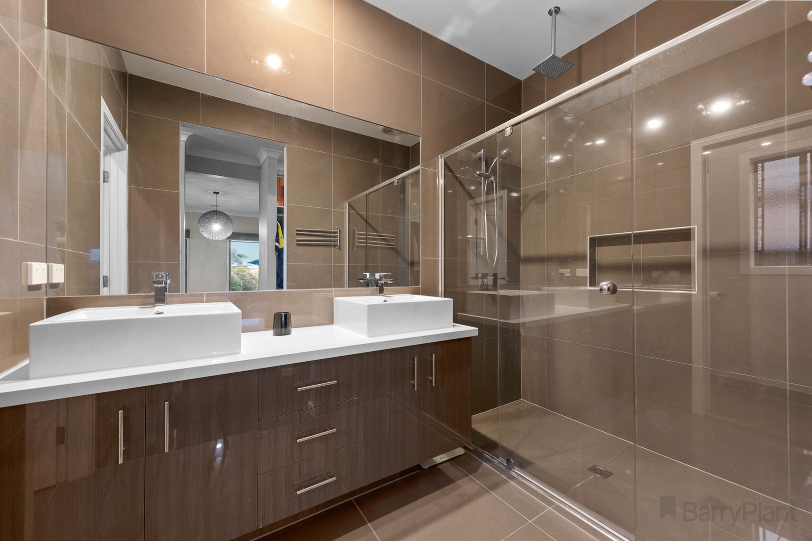 19 Hackney Circuit, Clyde North, VIC 3978, Clyde North - Thumbnail 3