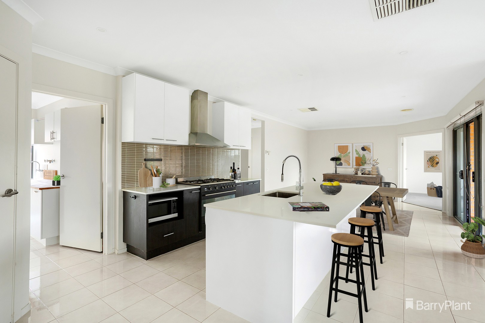 19 Hammock Drive, Doreen, VIC 3754, Doreen - Thumbnail 2