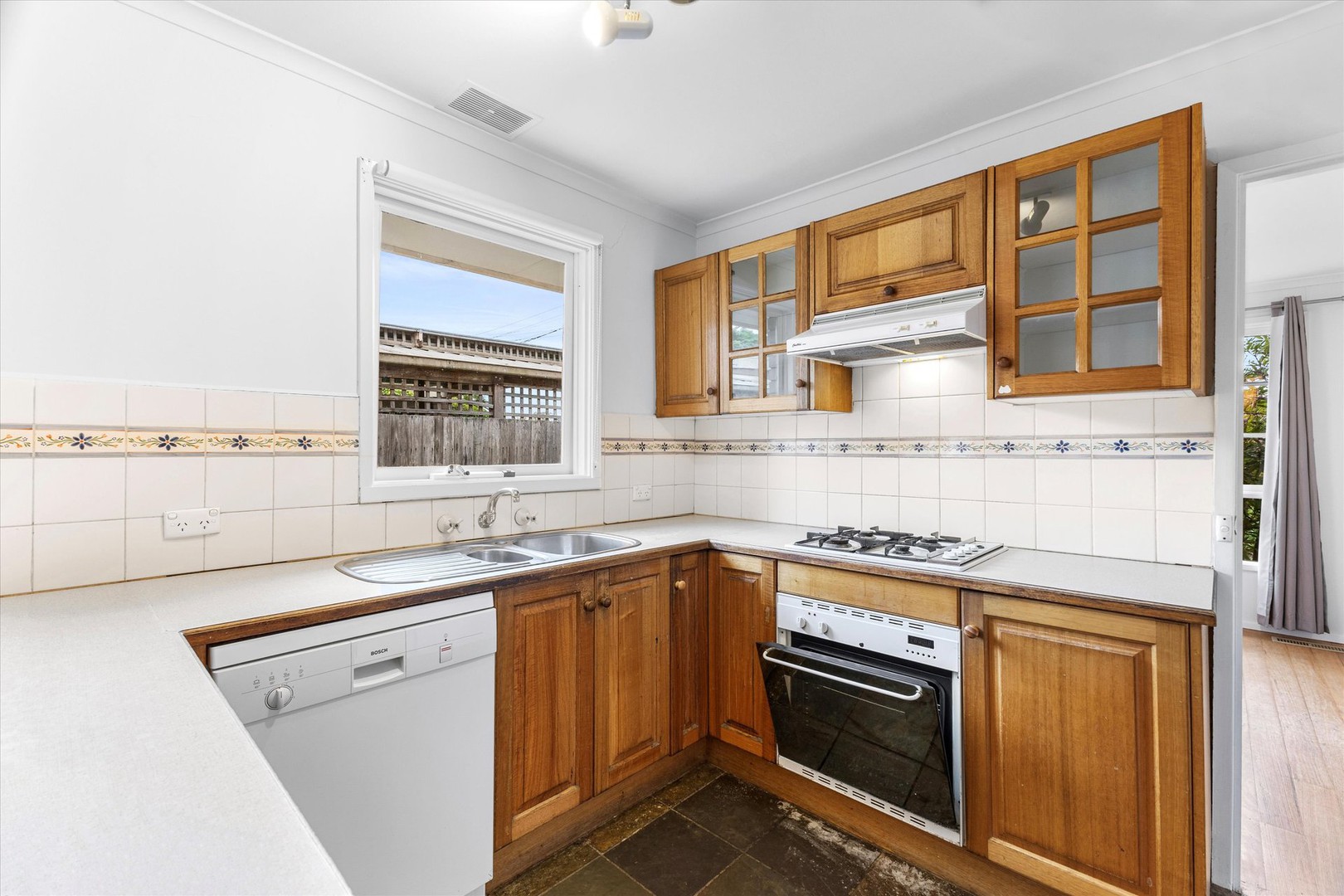 19 Hendra Grove, Ringwood, VIC 3134, Ringwood - Thumbnail 3