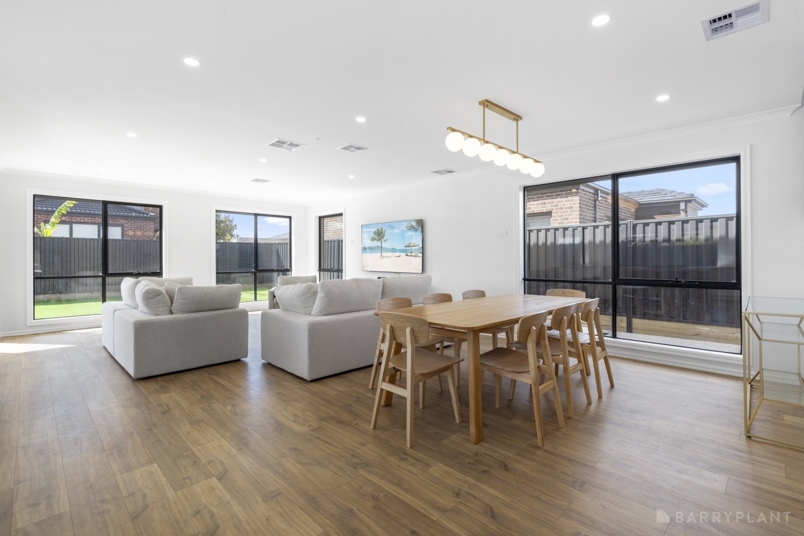 19 Hughes Crescent, Dandenong North, VIC 3175, Dandenong North - Thumbnail 4