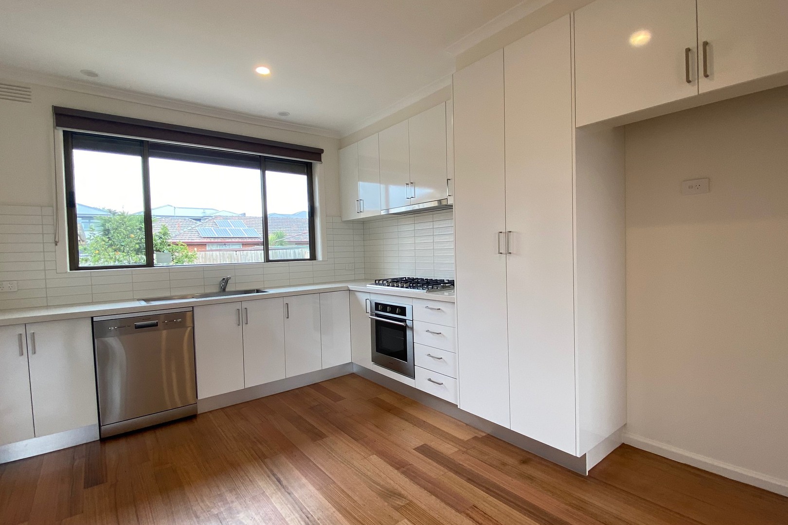 19 Invermay Street, Reservoir, VIC 3073 - Thumbnail 1 - 05/05/2025