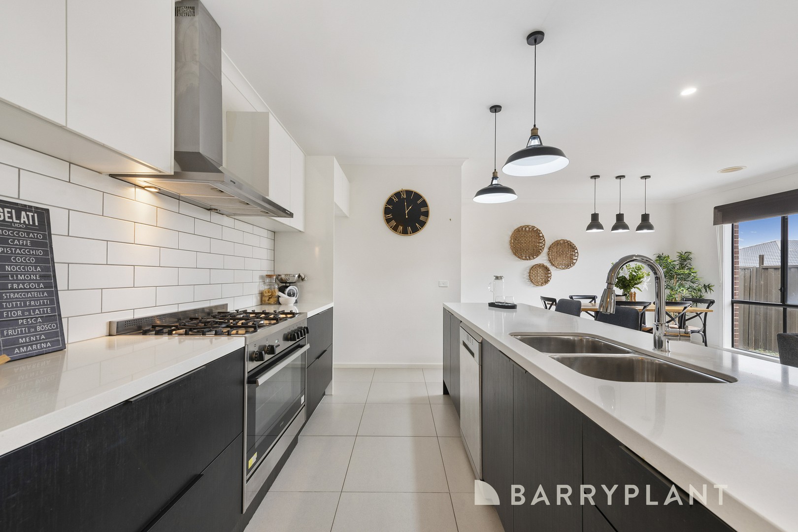19 Jade Crescent, Cobblebank, VIC 3338, Cobblebank - Thumbnail 3