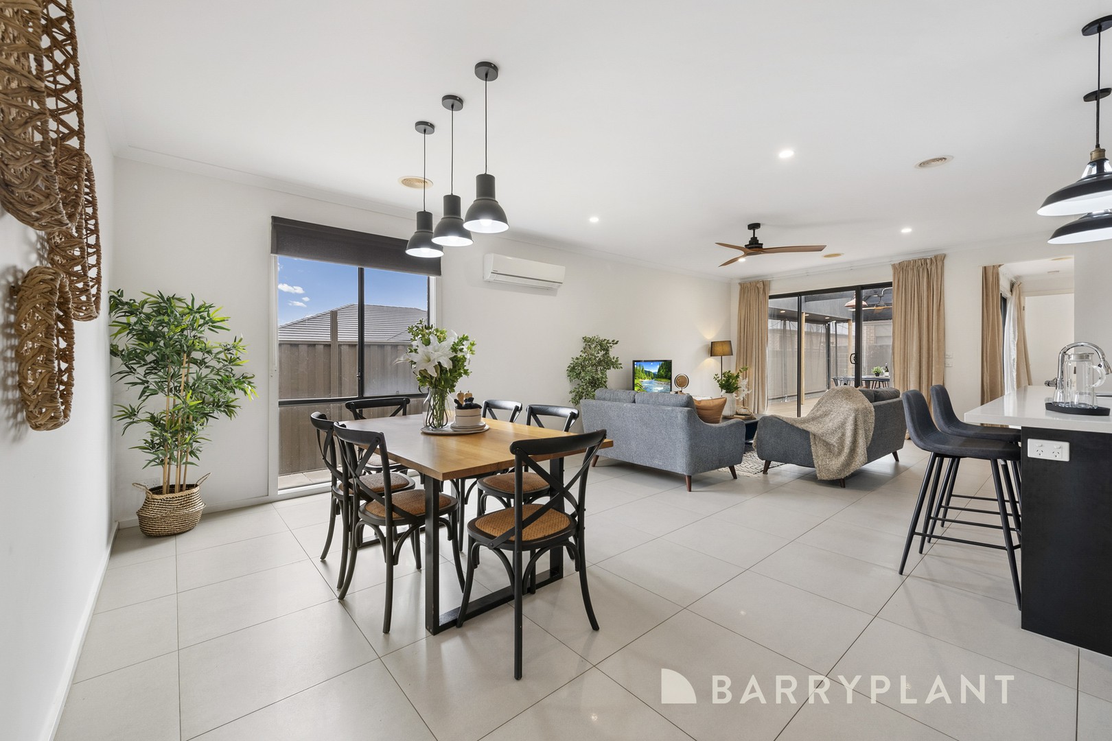 19 Jade Crescent, Cobblebank, VIC 3338, Cobblebank - Thumbnail 4