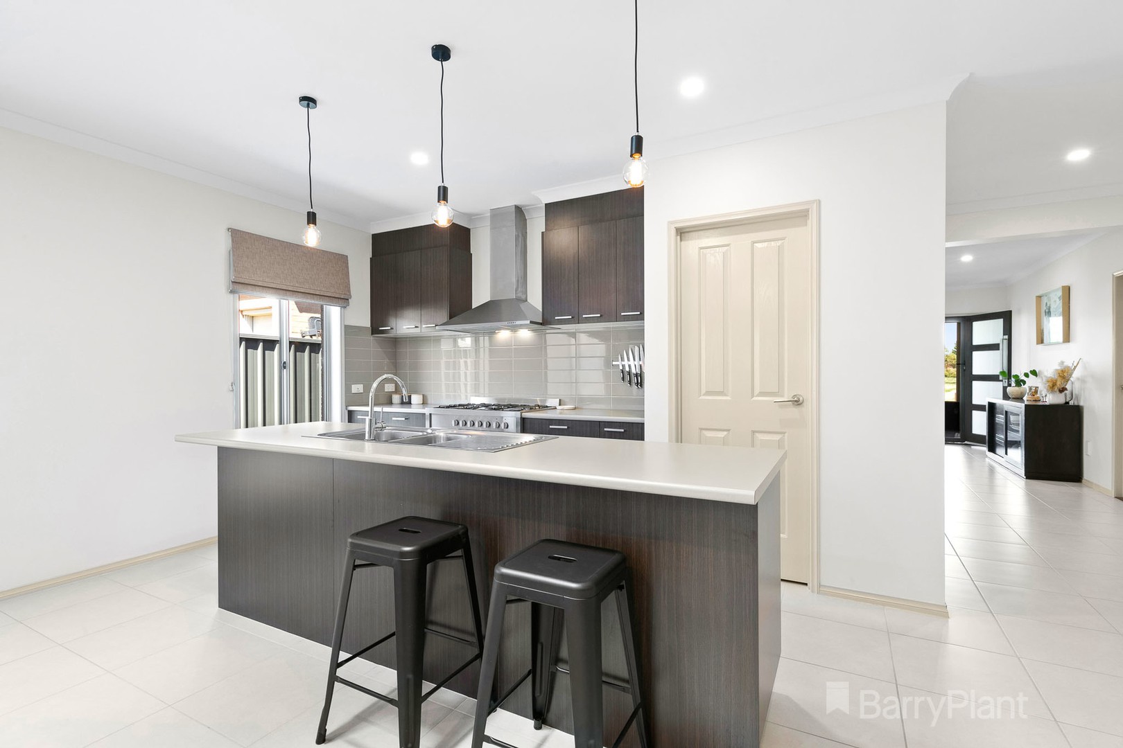 19 Jupiter CrescentCranbourne West, VIC 3977, Cranbourne West - Thumbnail 4