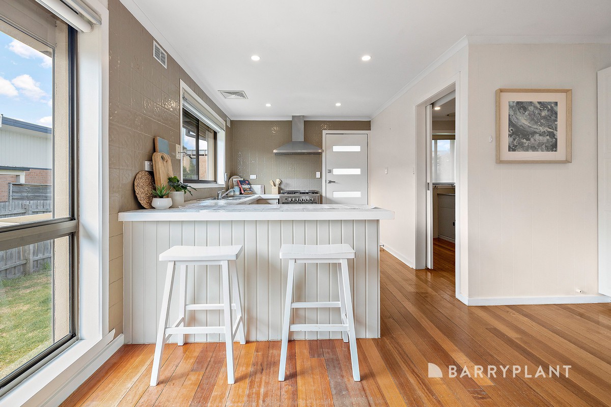 19 Karadoc Street, Dromana, VIC 3936, Dromana - Thumbnail 6