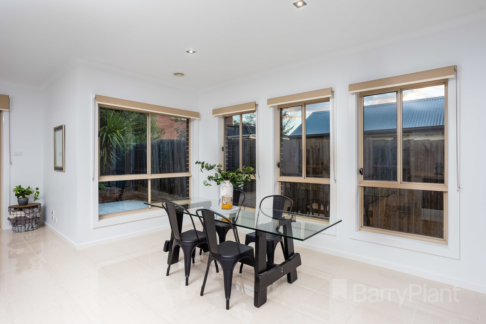 19 Kerford Crescent, Point Cook, VIC 3030, Point Cook - Thumbnail 3