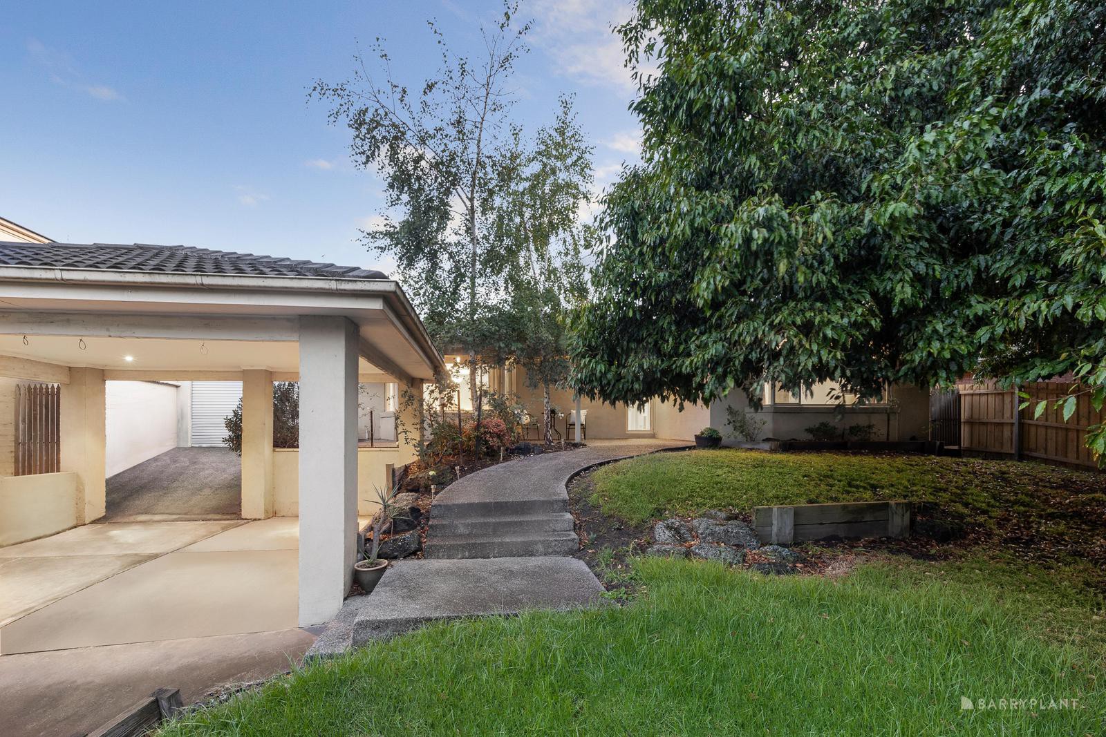 19 Kirkford Drive, Mooroolbark, VIC 3138, Mooroolbark - Thumbnail 2
