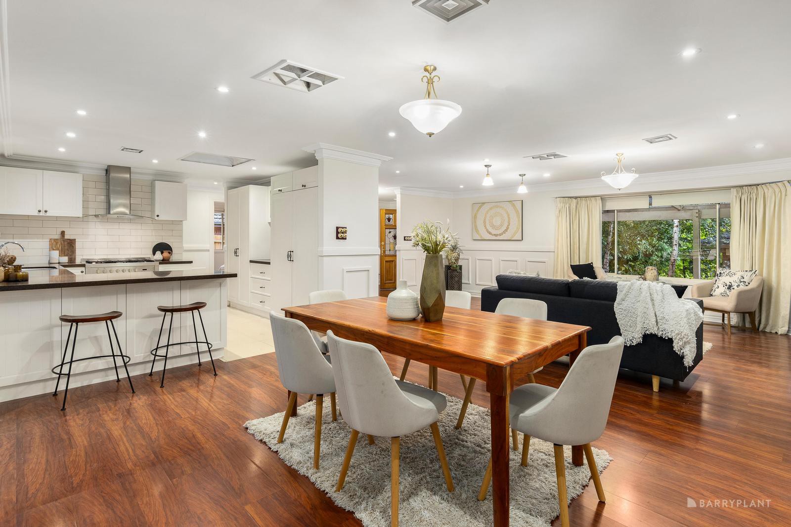 19 Kirkford Drive, Mooroolbark, VIC 3138, Mooroolbark - Thumbnail 4