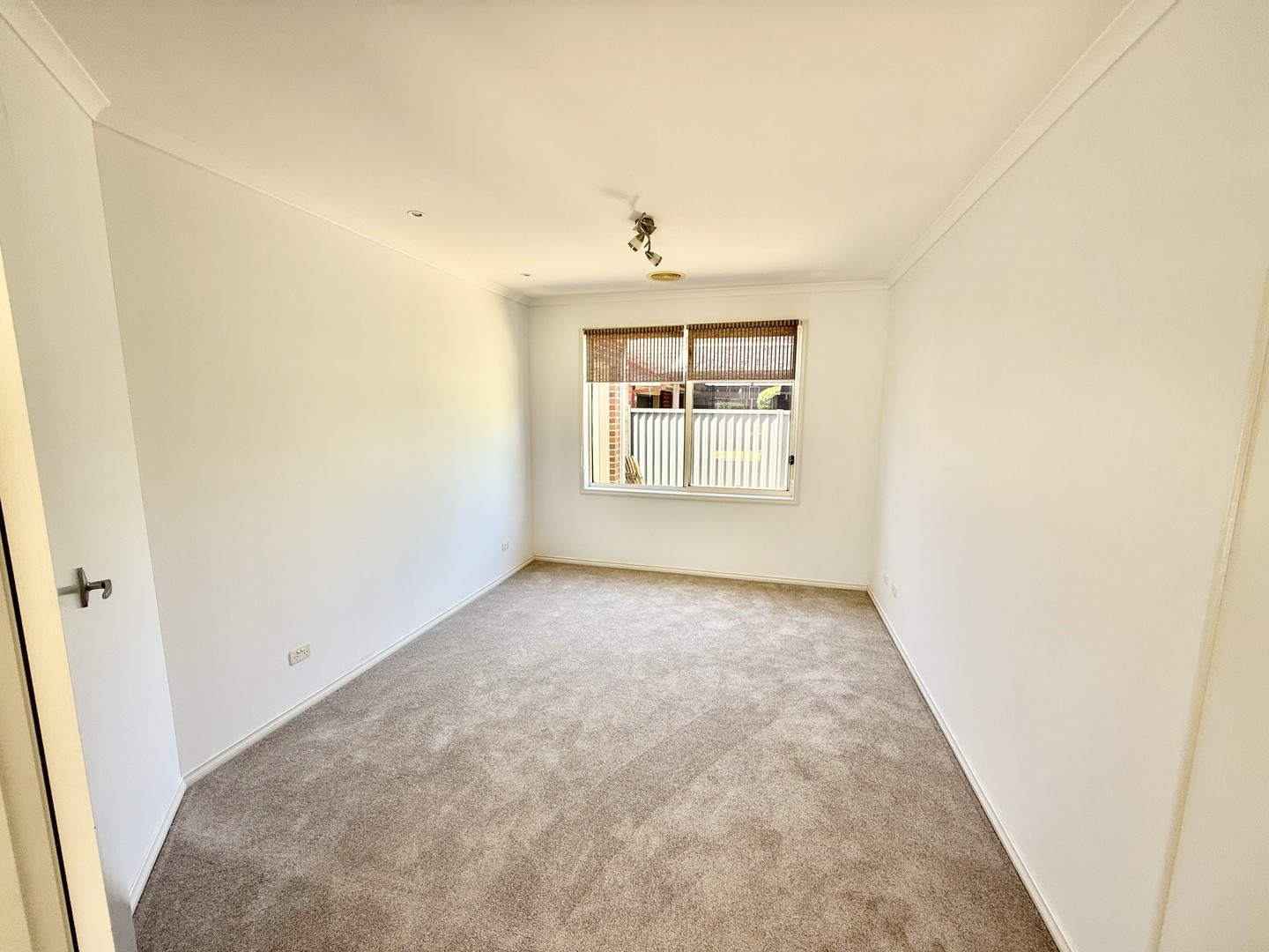 19 Klippel Way, Caroline Springs, VIC 3023, Caroline Springs - Thumbnail 6