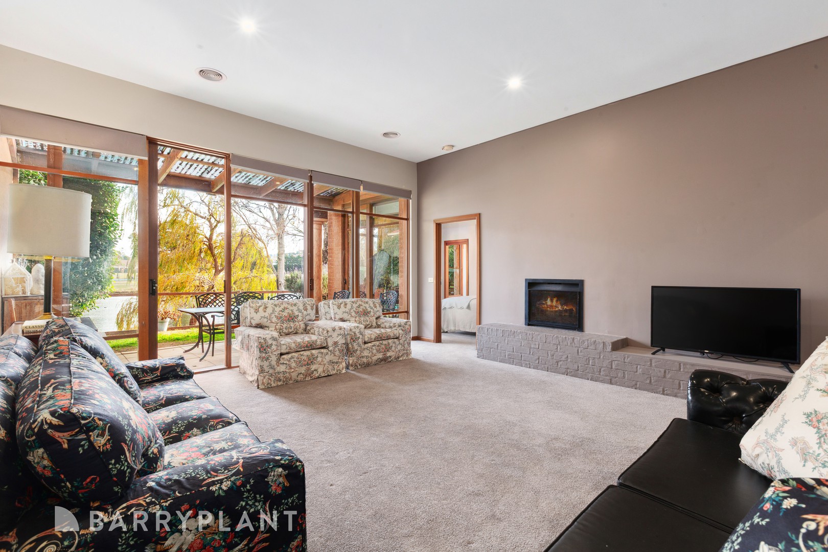 19 Lakeside Drive, Hidden Valley, VIC 3756, Wallan - Thumbnail 7