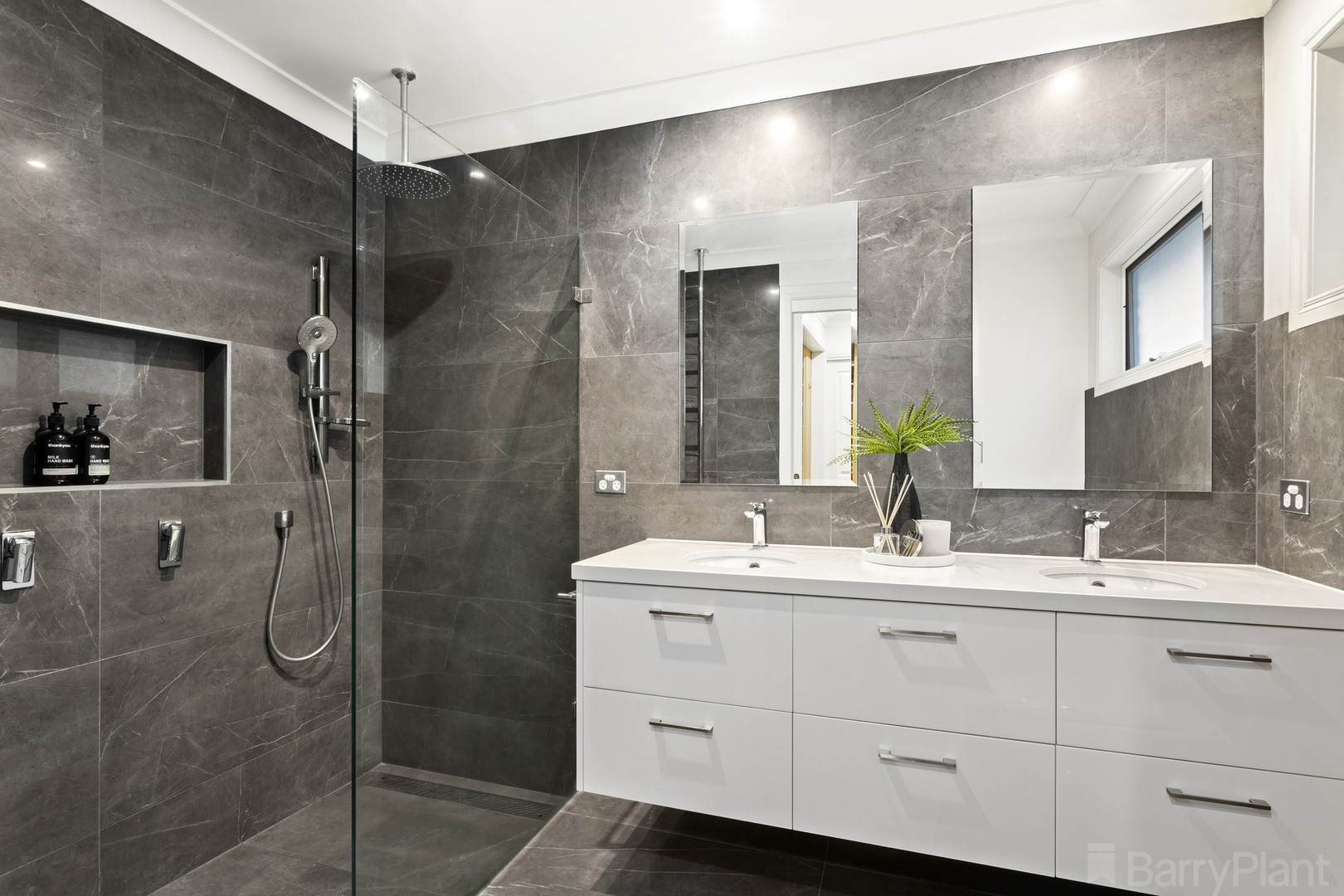 19 Lakewood DriveKnoxfield, VIC 3180, Knoxfield - Thumbnail 8