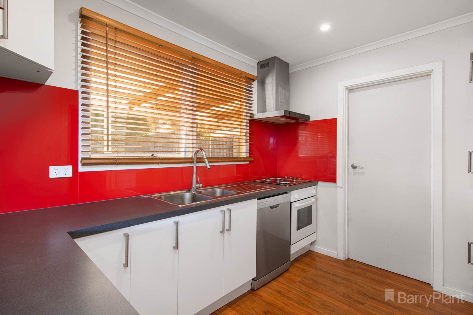 19 Lancaster Avenue, Narre Warren, VIC 3805, Narre Warren - Thumbnail 2