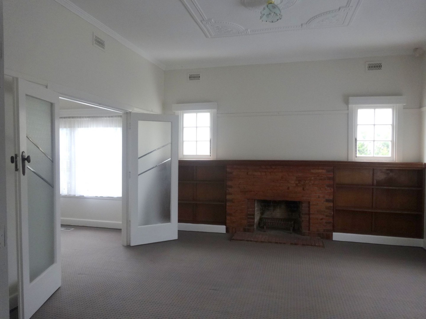 19 Landale Street, Box Hill, VIC 3128, Box Hill - Thumbnail 4